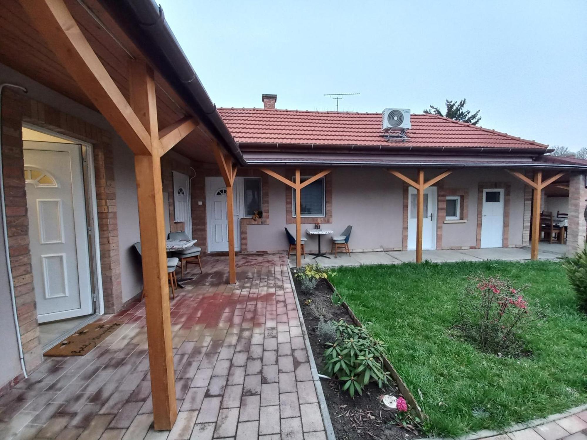 Ilona Apartman غيولا المظهر الخارجي الصورة
